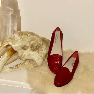 Trotters Liz loafer 7.5 SS Slim